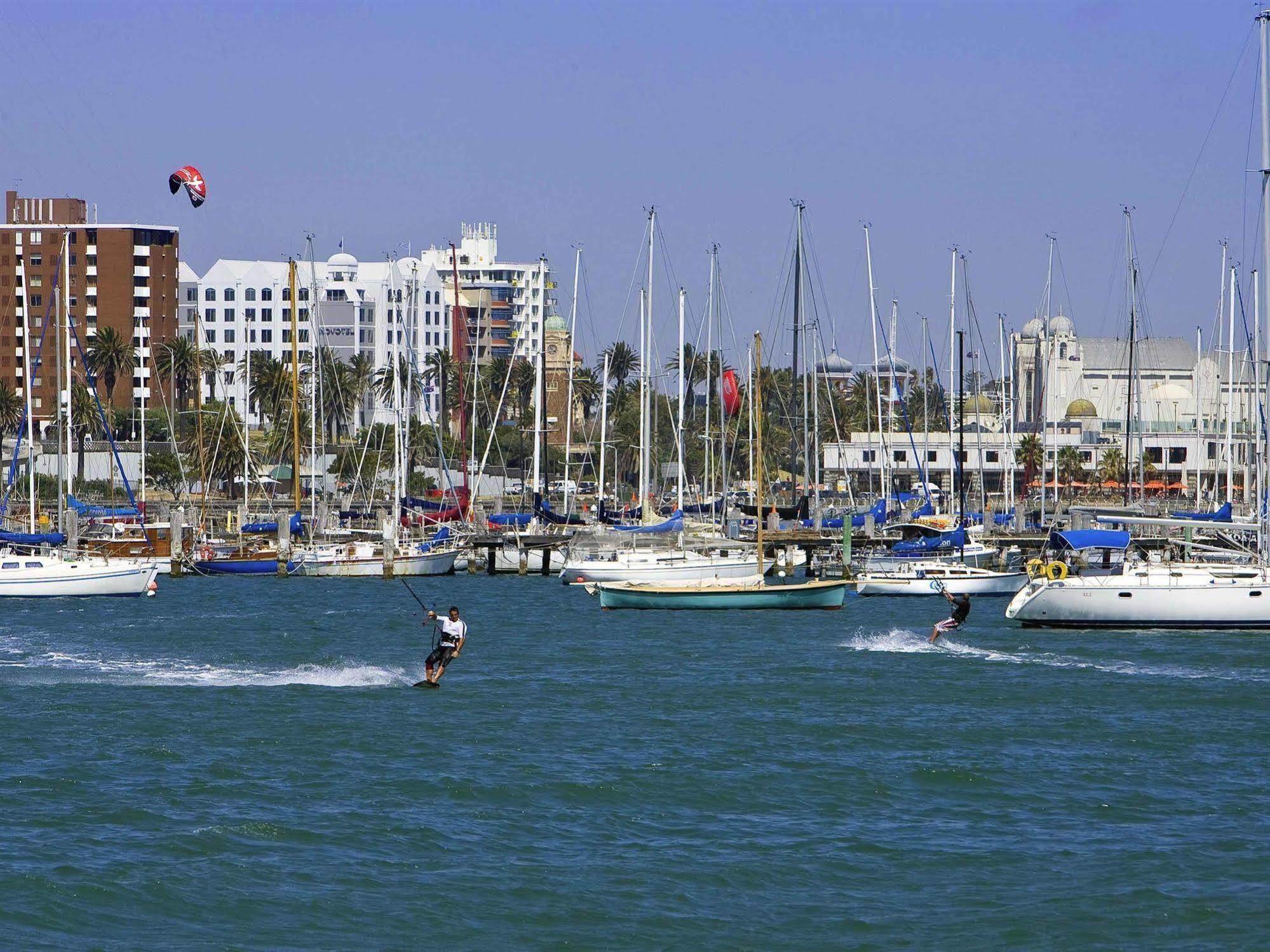 Novotel Melbourne St Kilda Екстер'єр фото